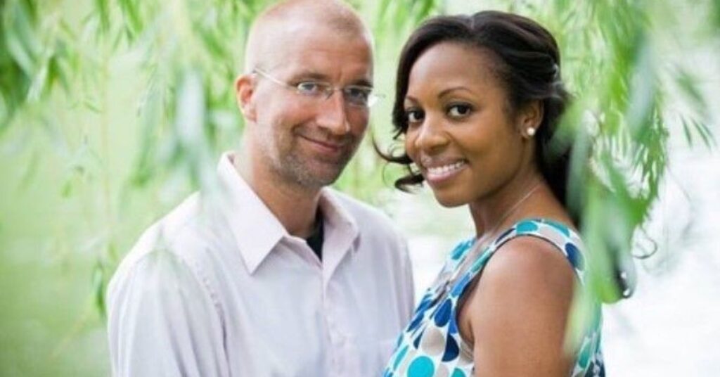 Kimberly Martin's and Jeffrey Roberts A Modern Love Story