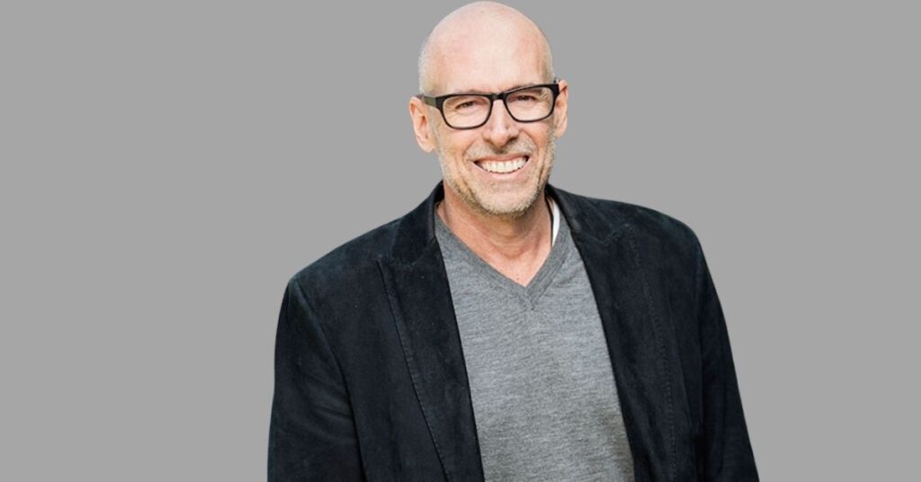 Scott Galloway’s Weight, Height & Appearance